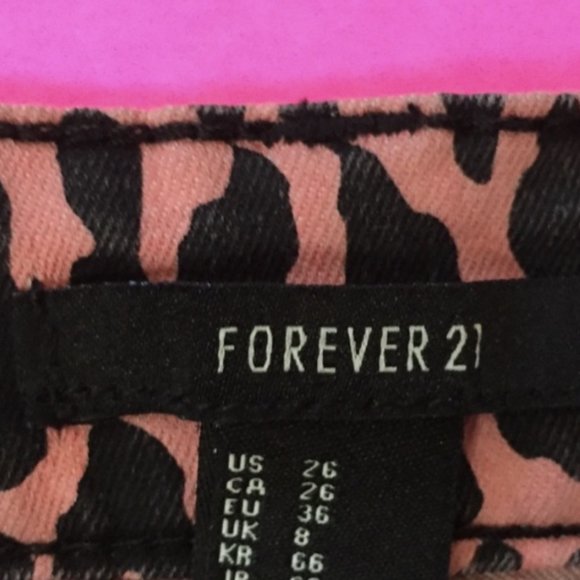 FOREVER 21 LEOPARD JEANS - Picture 3 of 4